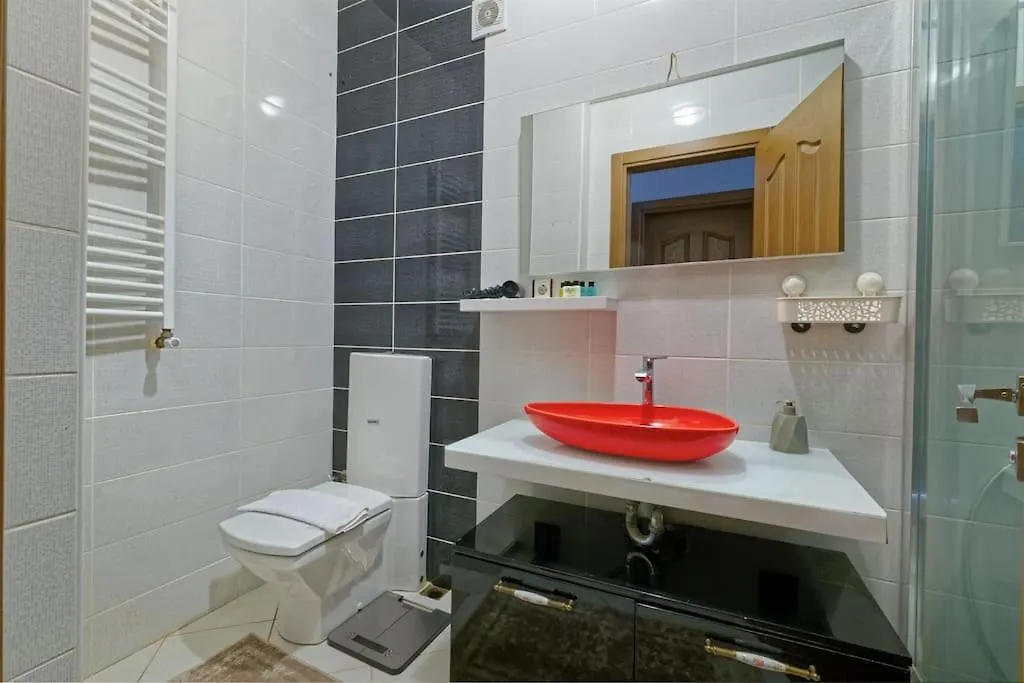 Gumussuyu Apartments By Azad Homes Istanbul